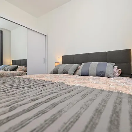 Апартаменти Comfort With Parking & View *